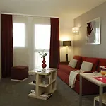 Adagio Paris Aparthotel 4*