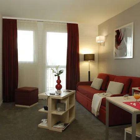 Adagio Paris Apartmanhotel 4*