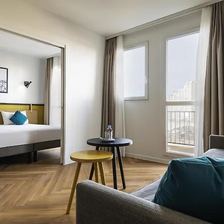 Апарт-отель Adagio Paris 4*