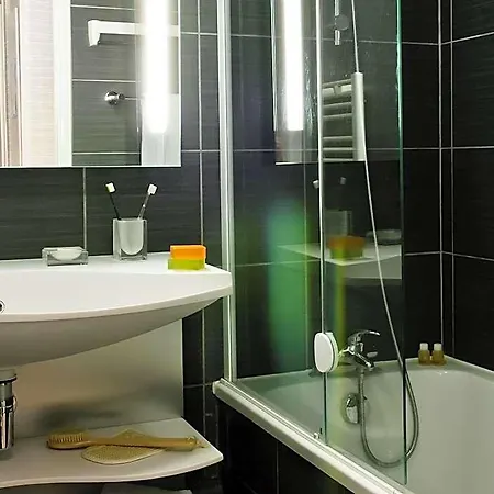 Adagio Paris Aparthotel Montrouge