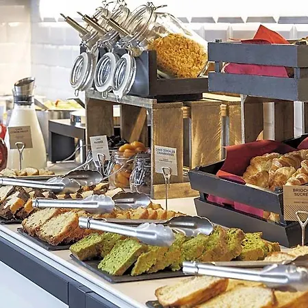 Aparthotel Adagio Paris 4*