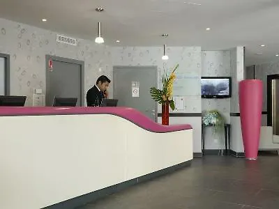 巴黎蒙鲁爱达格公寓式酒店 蒙鲁日