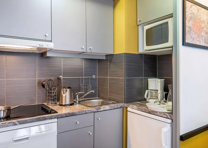 Adagio Paris Апарт-отель Монруж