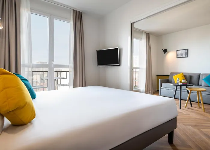 Adagio Paris Апарт-отель 4*