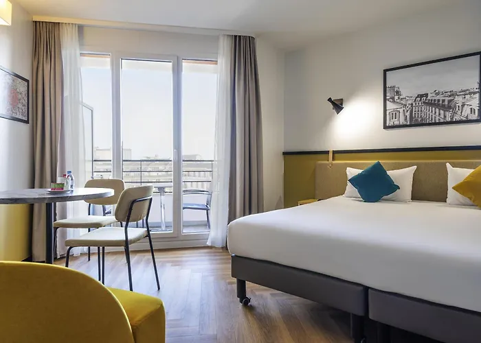 Апарт-отель Adagio Paris 4*