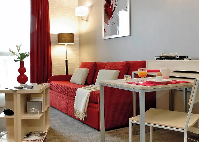 Adagio Paris 4* Монруж