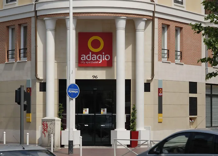 Adagio Paris Апарт-отель 4*