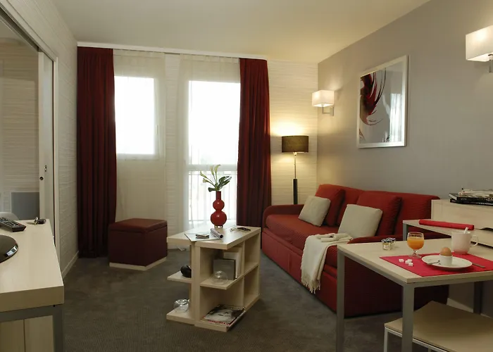 Adagio Paris Апарт-отель 4*