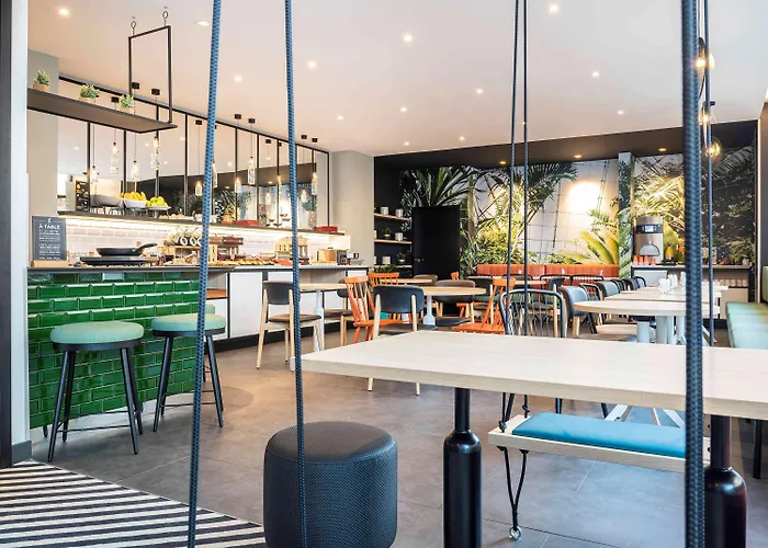 Adagio Paris Апарт-отель