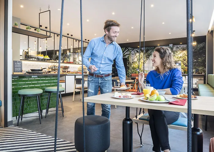Adagio Paris Апарт-отель