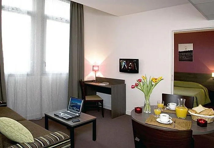 Adagio Paris Апарт-отель Монруж