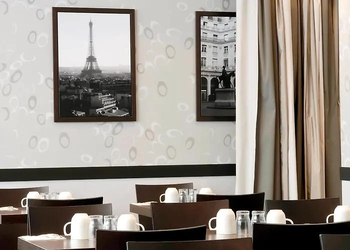 Adagio Paris Апарт-отель